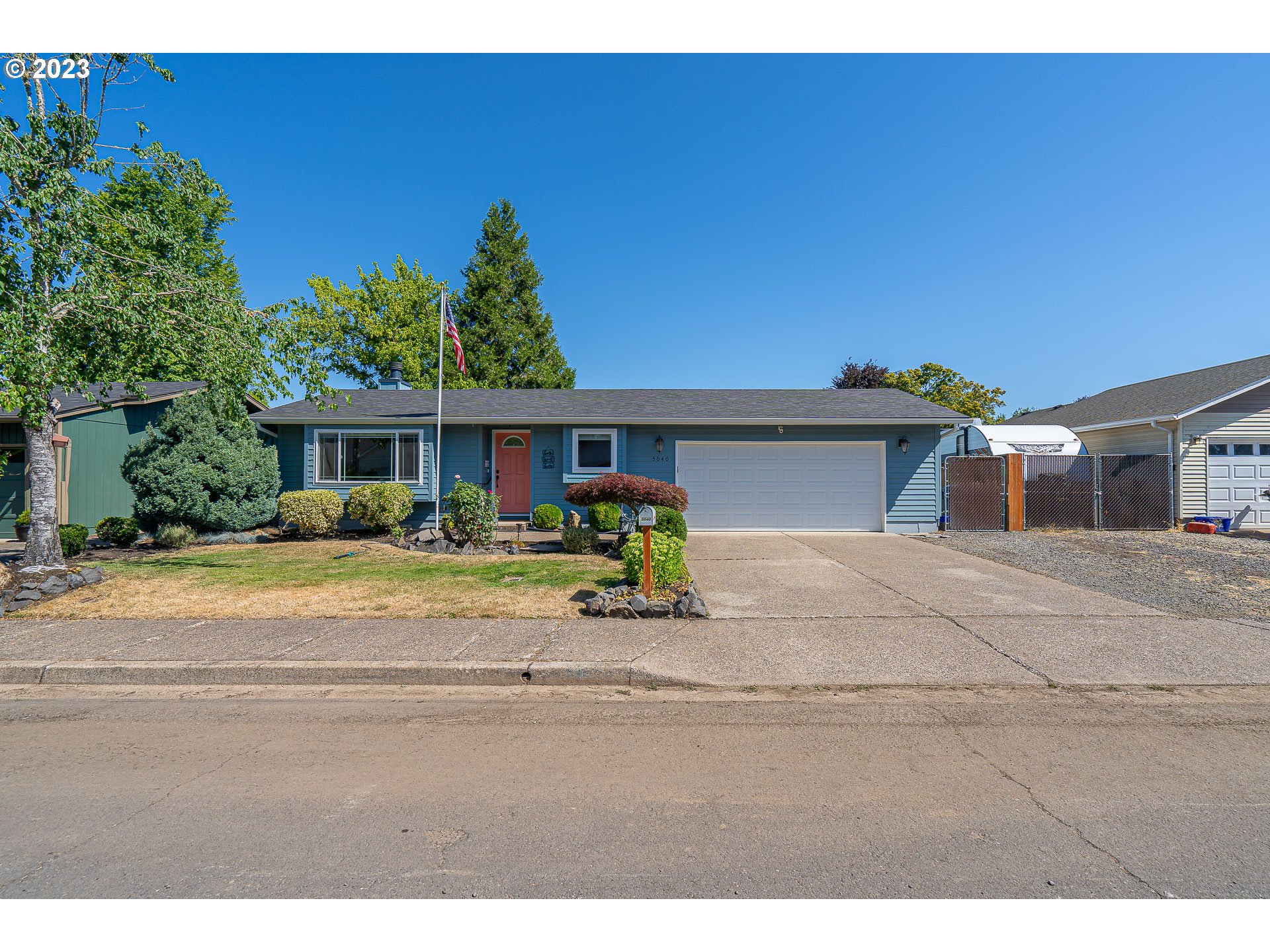 5040 Forsythia Street Springfield, OR 97478 - Photo 1 of 47 a house view with a outdoor space