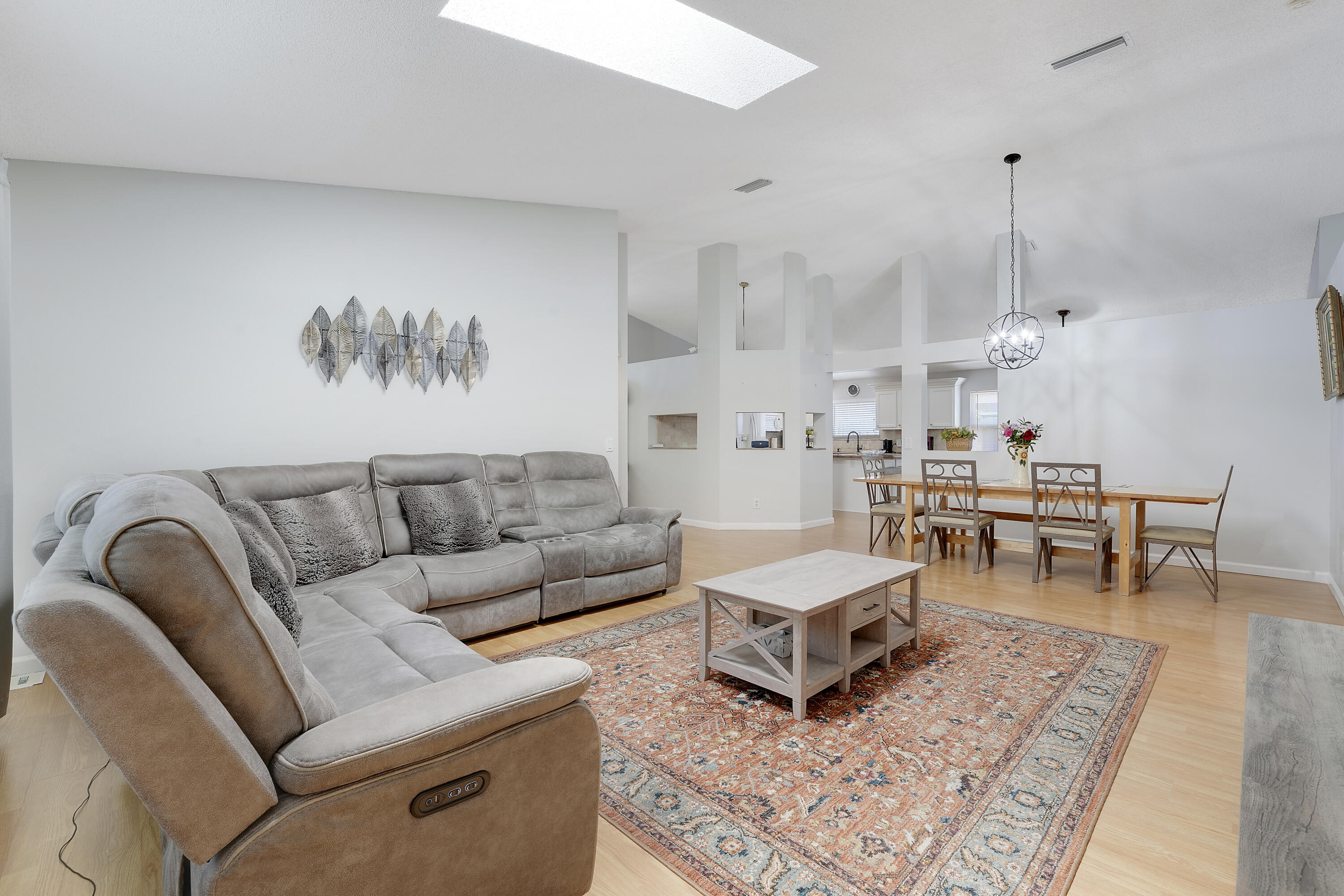 8605 Windy Circle Boynton Beach, FL 33472 - Photo 6 of 36 House-24