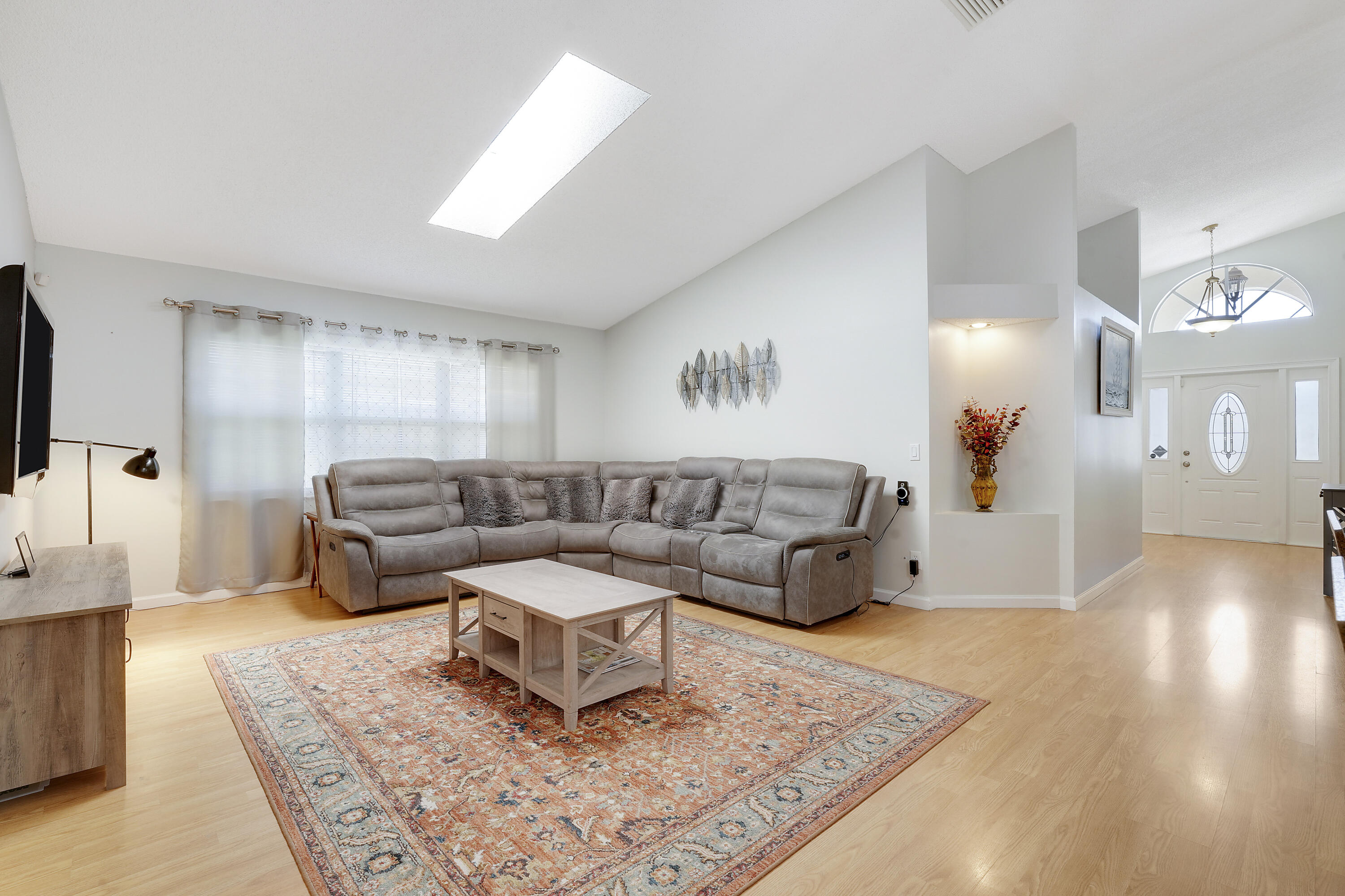 8605 Windy Circle Boynton Beach, FL 33472 - Photo 7 of 36 House-23