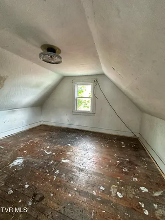 $59,400 | 405 West Main Street, Saltville, VA 24370