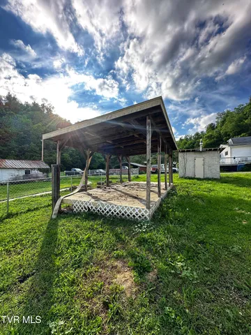 $59,400 | 405 West Main Street, Saltville, VA 24370