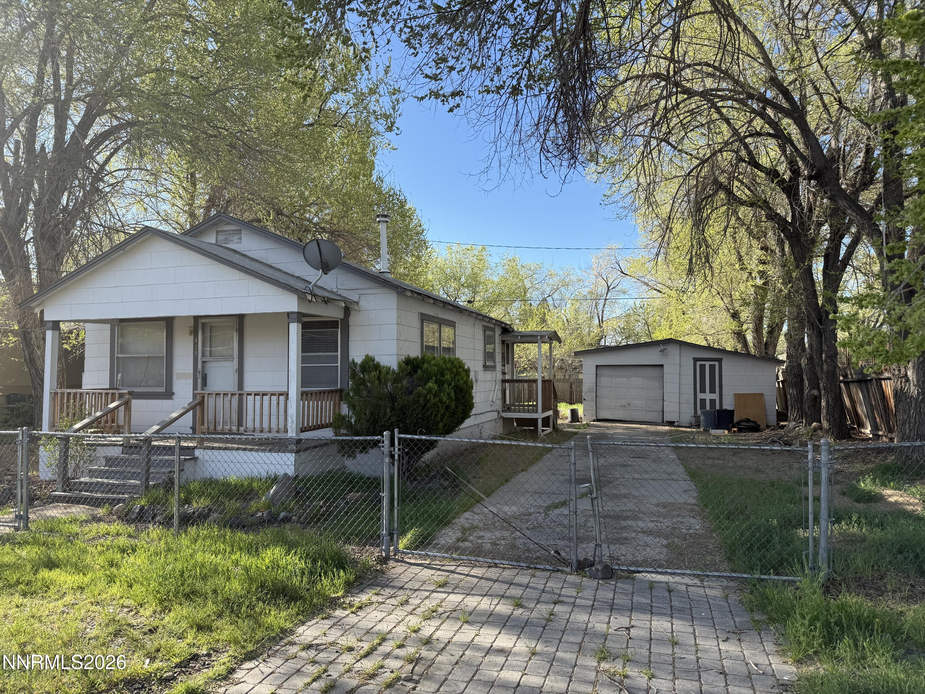 415 Lee Street Carson City, NV 89706 - Photo 8 of 9 415 E Lee #9 IMG_8215