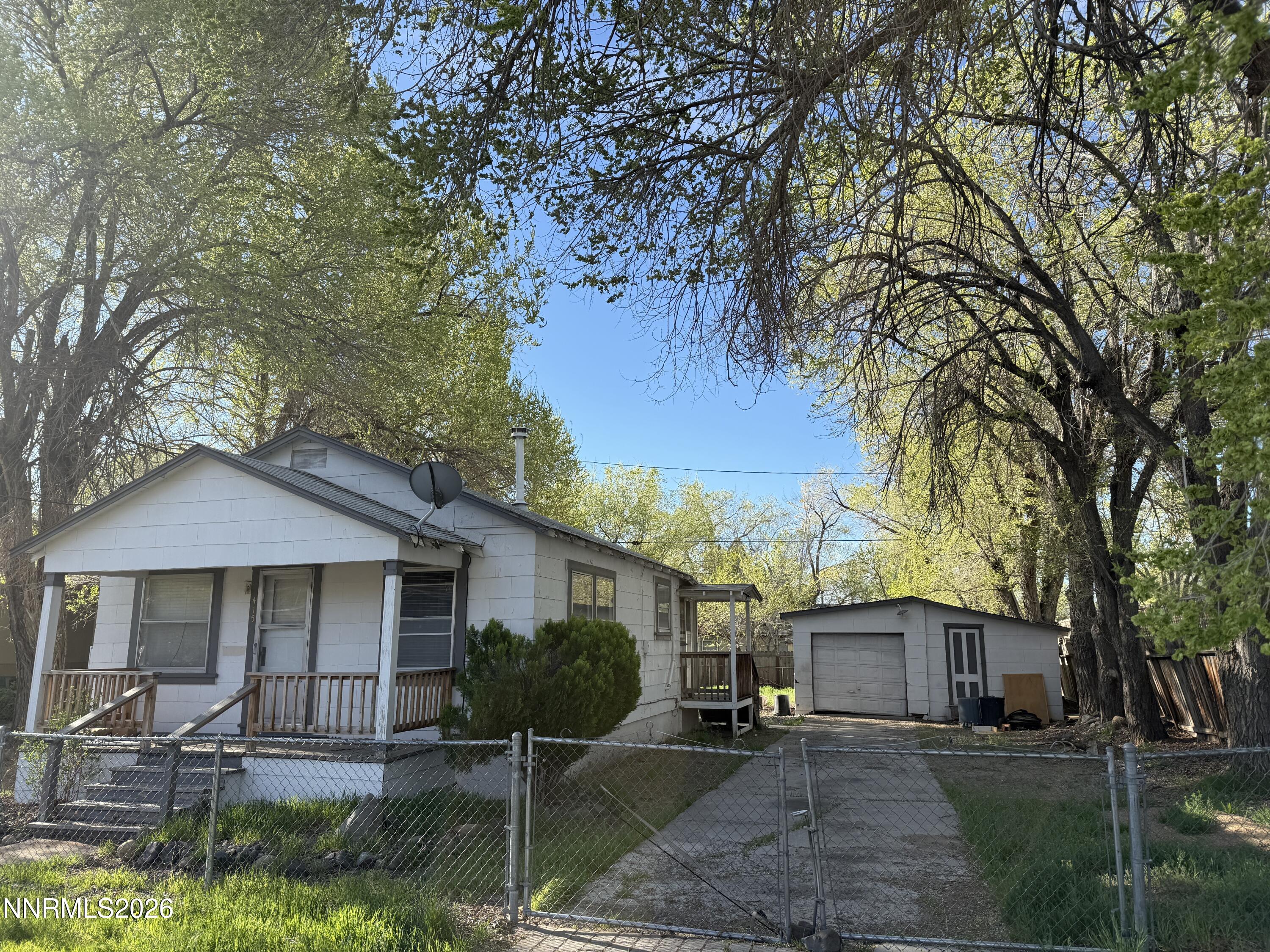 415 Lee Street Carson City, NV 89706 - Photo 9 of 9 415 E Lee #10 IMG_8216