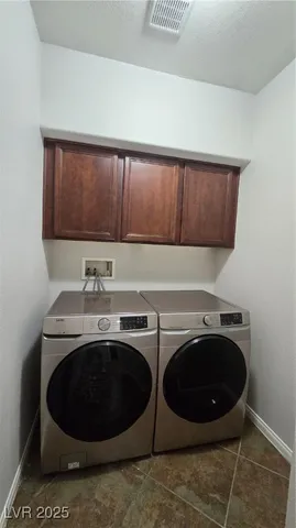 $2,300 | 8667 Moreno Mountain Avenue, Las Vegas, NV 89178