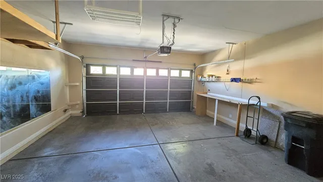 $2,300 | 8667 Moreno Mountain Avenue, Las Vegas, NV 89178