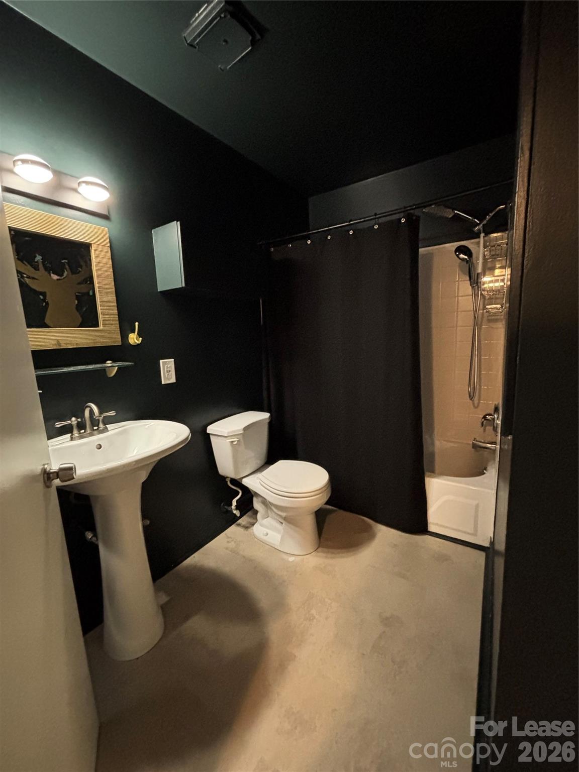 430 Queens Road, Unit 632 Charlotte, NC 28207 - Photo 11 of 13 Gallery Image 11
