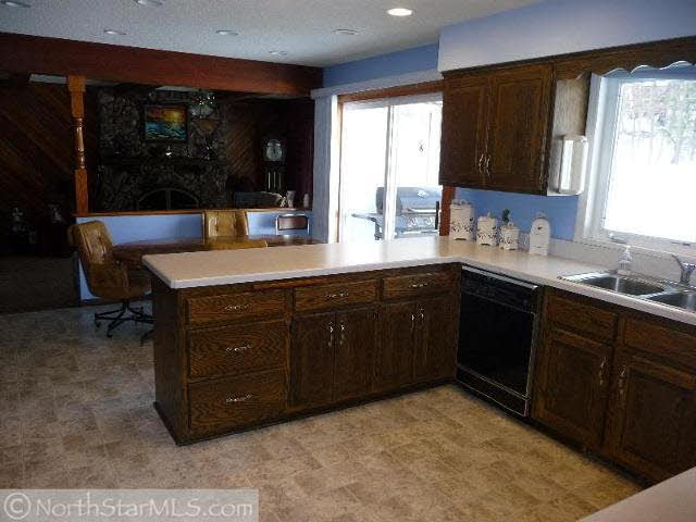 4515 Oak Chase Road Eagan, MN 55123 - Photo 8 of 12 Gallery Image 8