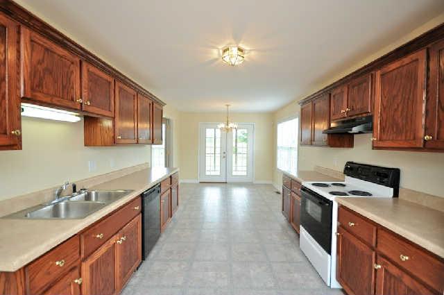14100 Mt Pleasant Road Rockvale, TN 37153 - Photo 7 of 20