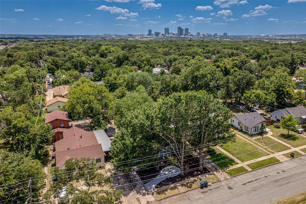 2524 Watauga Road Fort Worth, TX 76111 - Photo 30 of 31 Downtown Fort Worth nearby!