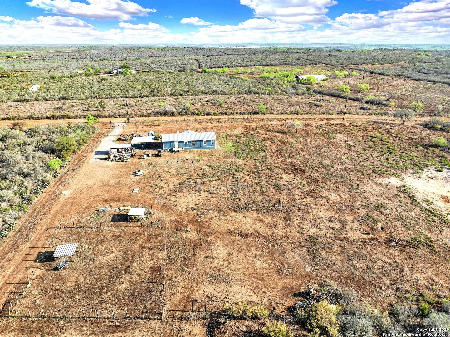 452 6620 Devine, TX 78016 - Photo 11 of 49