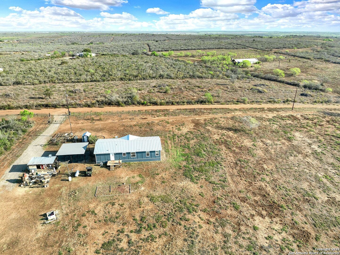 452 6620 Devine, TX 78016 - Photo 12 of 49