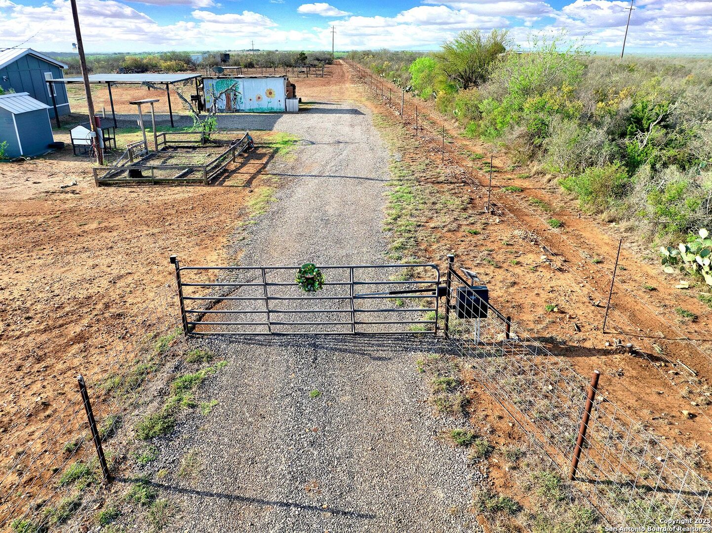 452 6620 Devine, TX 78016 - Photo 13 of 49