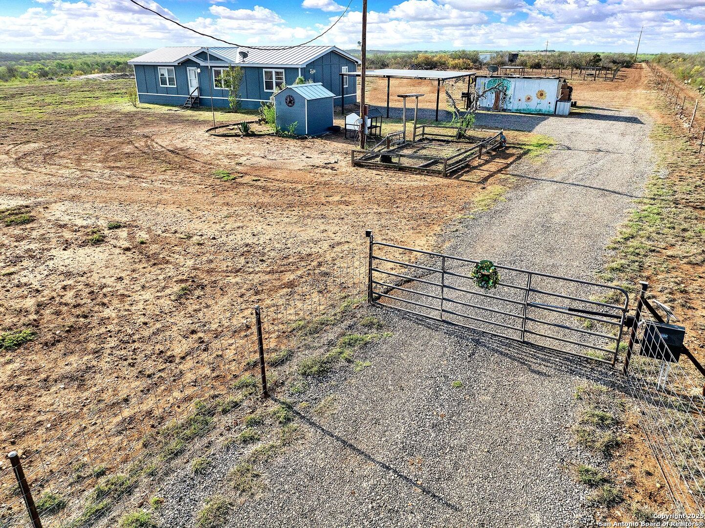 452 6620 Devine, TX 78016 - Photo 14 of 49