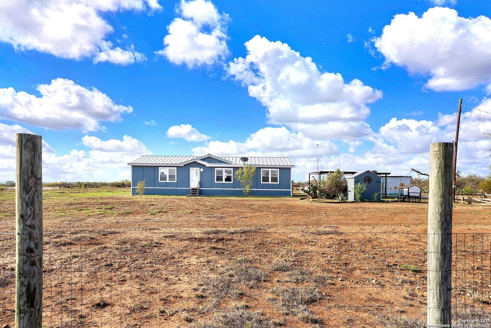 452 6620 Devine, TX 78016 - Photo 16 of 49