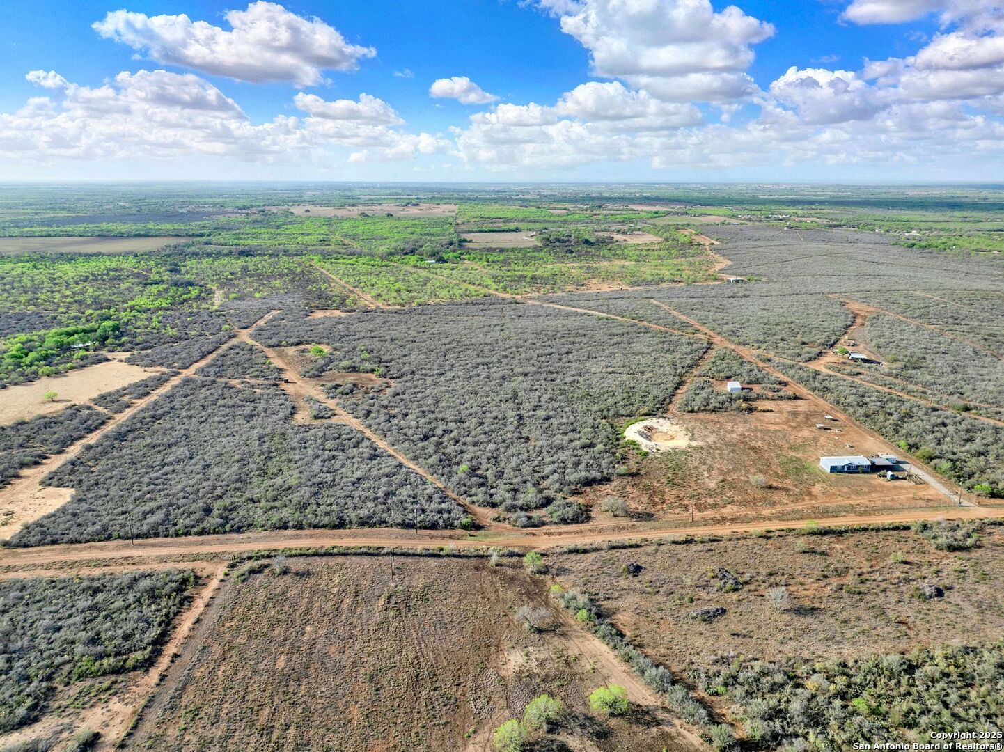 452 6620 Devine, TX 78016 - Photo 2 of 49