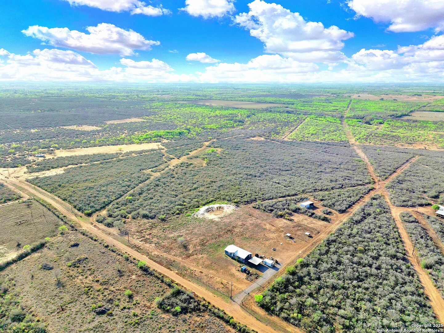 452 6620 Devine, TX 78016 - Photo 5 of 49