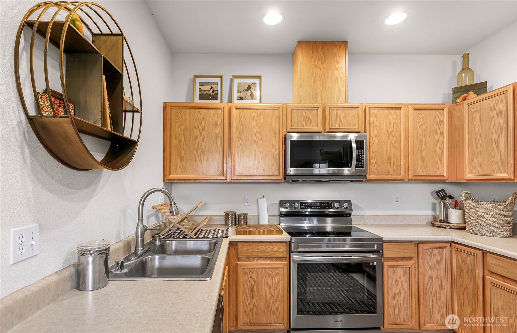 1305 Boon Street, Unit 209 Sumas, WA 98295 - Photo 19 of 32