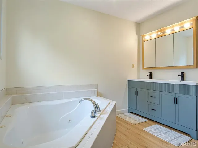 $349,900 | 1005 Daniel Drive, Maryville, IL 62062