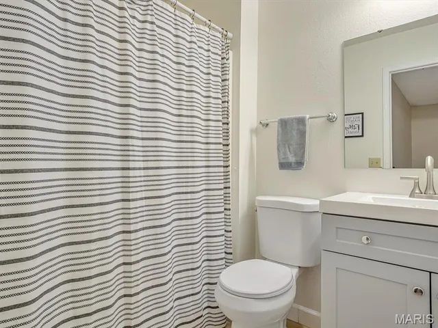 $349,900 | 1005 Daniel Drive, Maryville, IL 62062