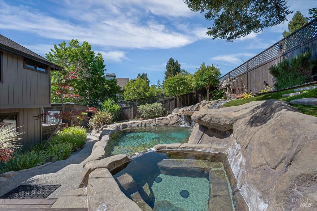 1515 San Ramon Way Santa Rosa, CA 95409 - Photo 57 of 75