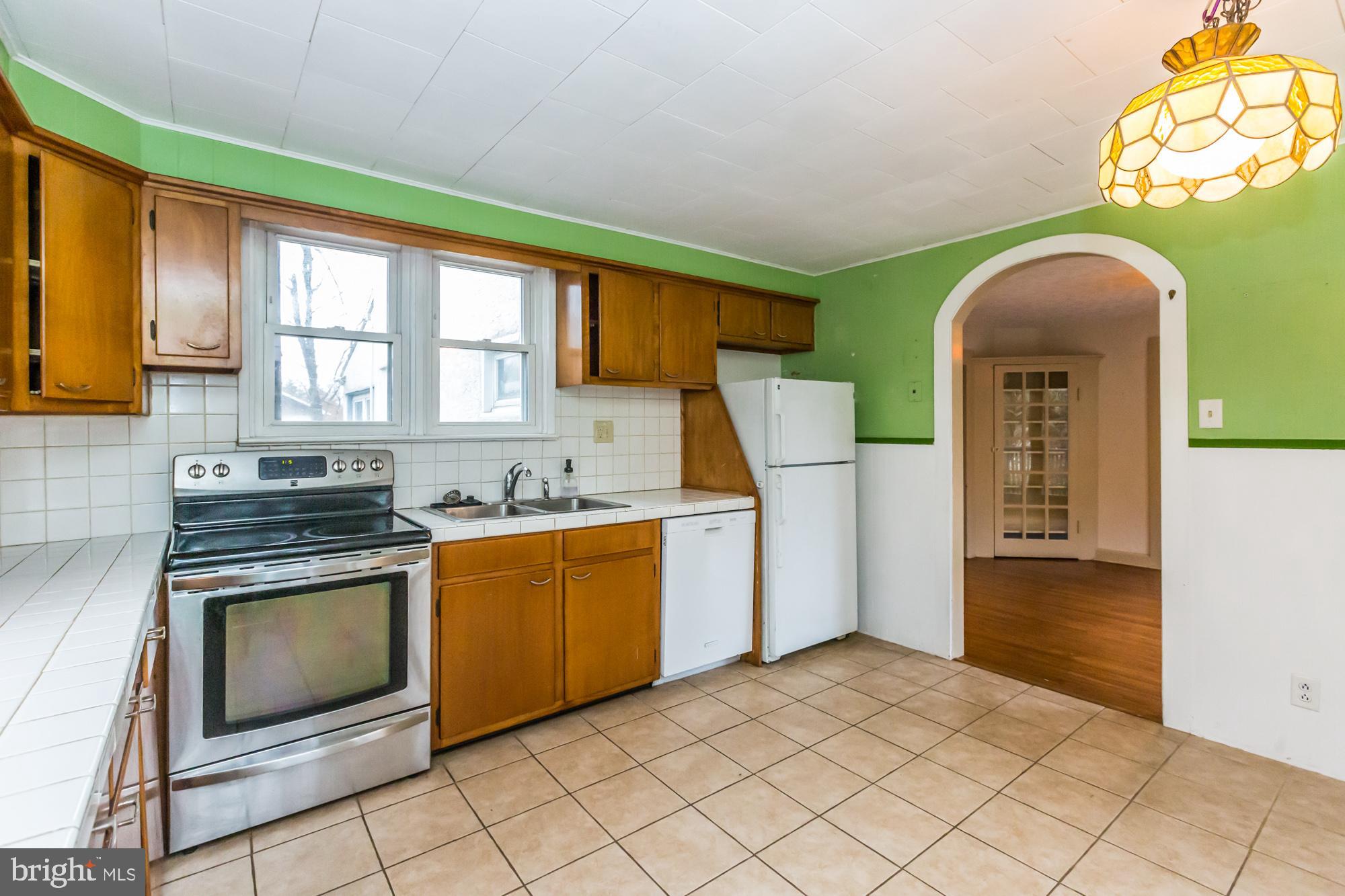 706 West Orvilla Road Hatfield, PA 19440 - Photo 6 of 31 Gallery Image 6