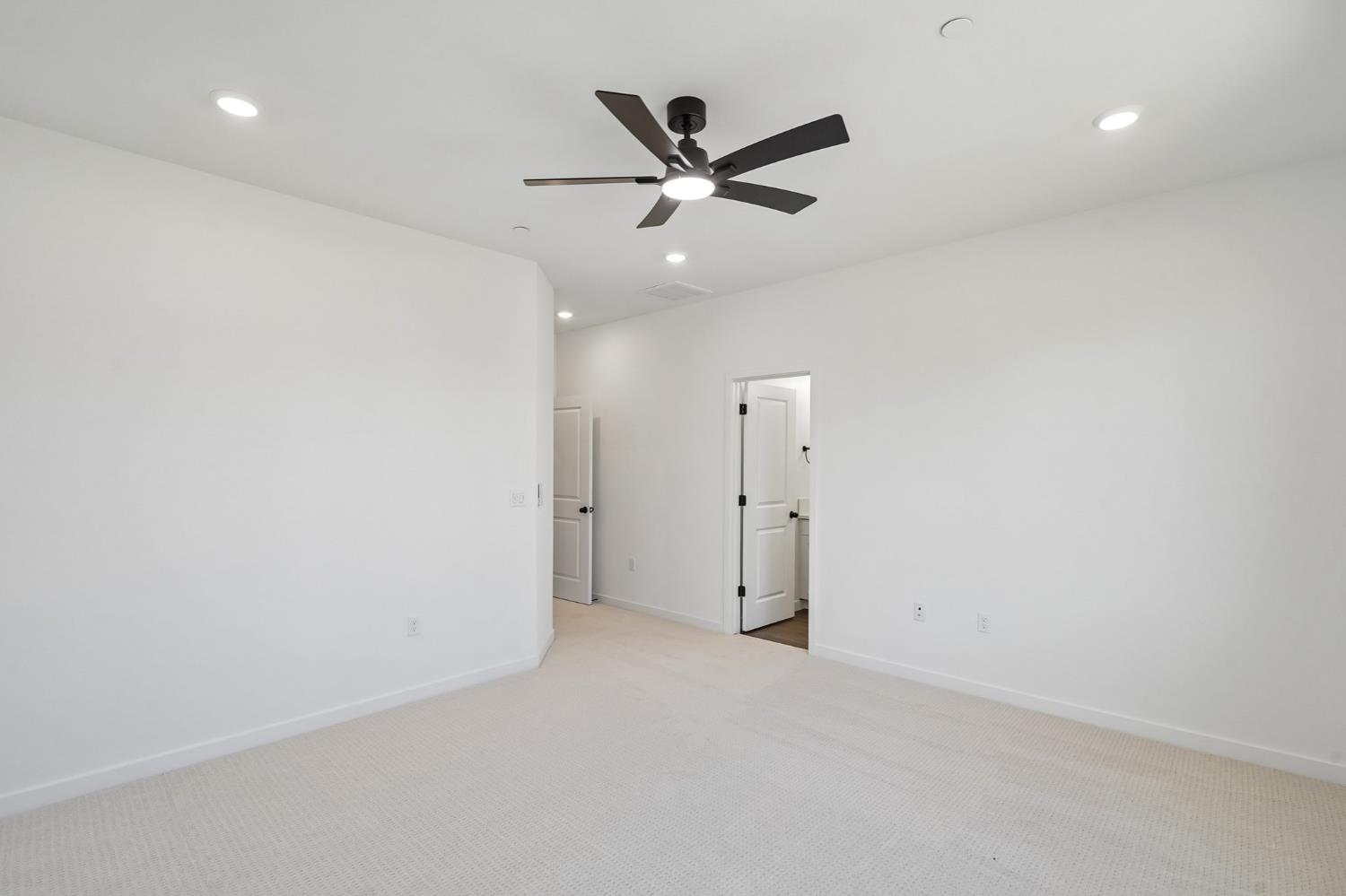 1633 Hansen Ranch Road Olivehurst, CA 95961 - Photo 34 of 42