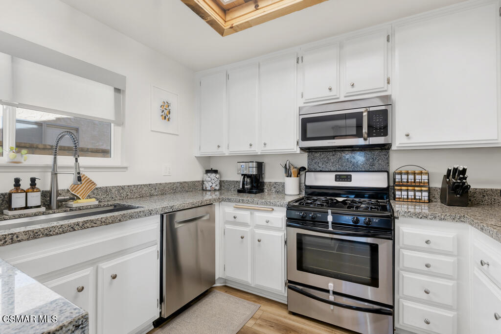 4811 Avedon Road Moorpark, CA 93021 - Photo 17 of 55 4811 Avedon Rd- HsHProd-22
