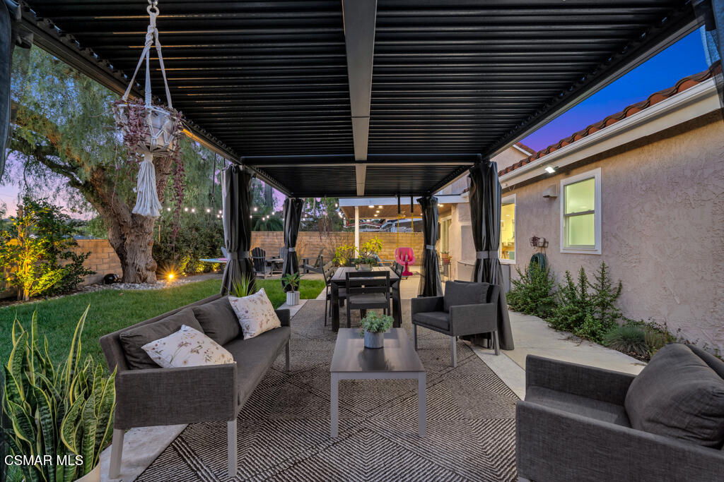 4811 Avedon Road Moorpark, CA 93021 - Photo 2 of 55 4811 Avedon Rd-HsHPord-1012