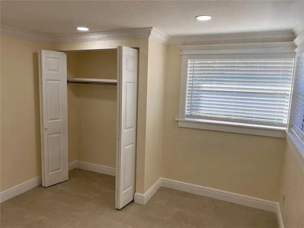 $2,450 | 5312 Birch Avenue, Sarasota, FL 34233