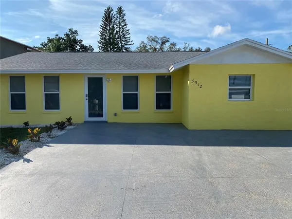 $2,450 | 5312 Birch Avenue, Sarasota, FL 34233
