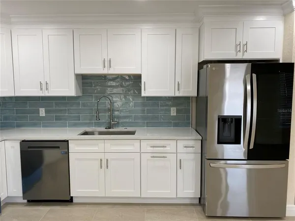 $2,450 | 5312 Birch Avenue, Sarasota, FL 34233