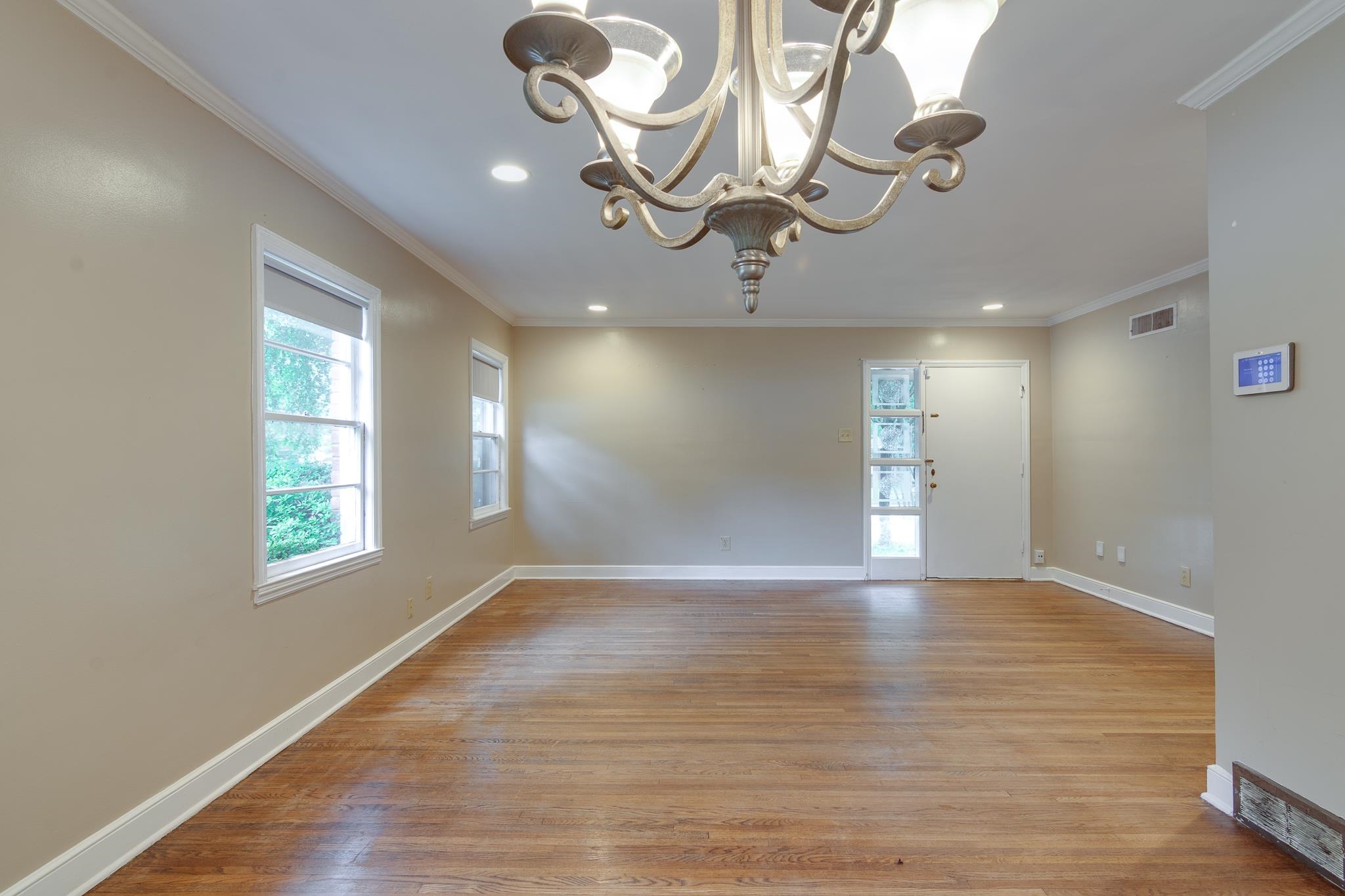 1134 Dearing Road Memphis, TN 38117 - Photo 4 of 30