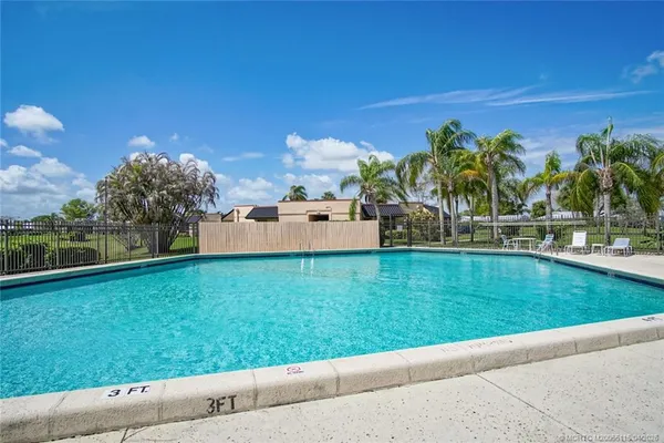 $180,000 | 2083 Northeast Collins Circle, Unit 81, Jensen Beach, FL 34957