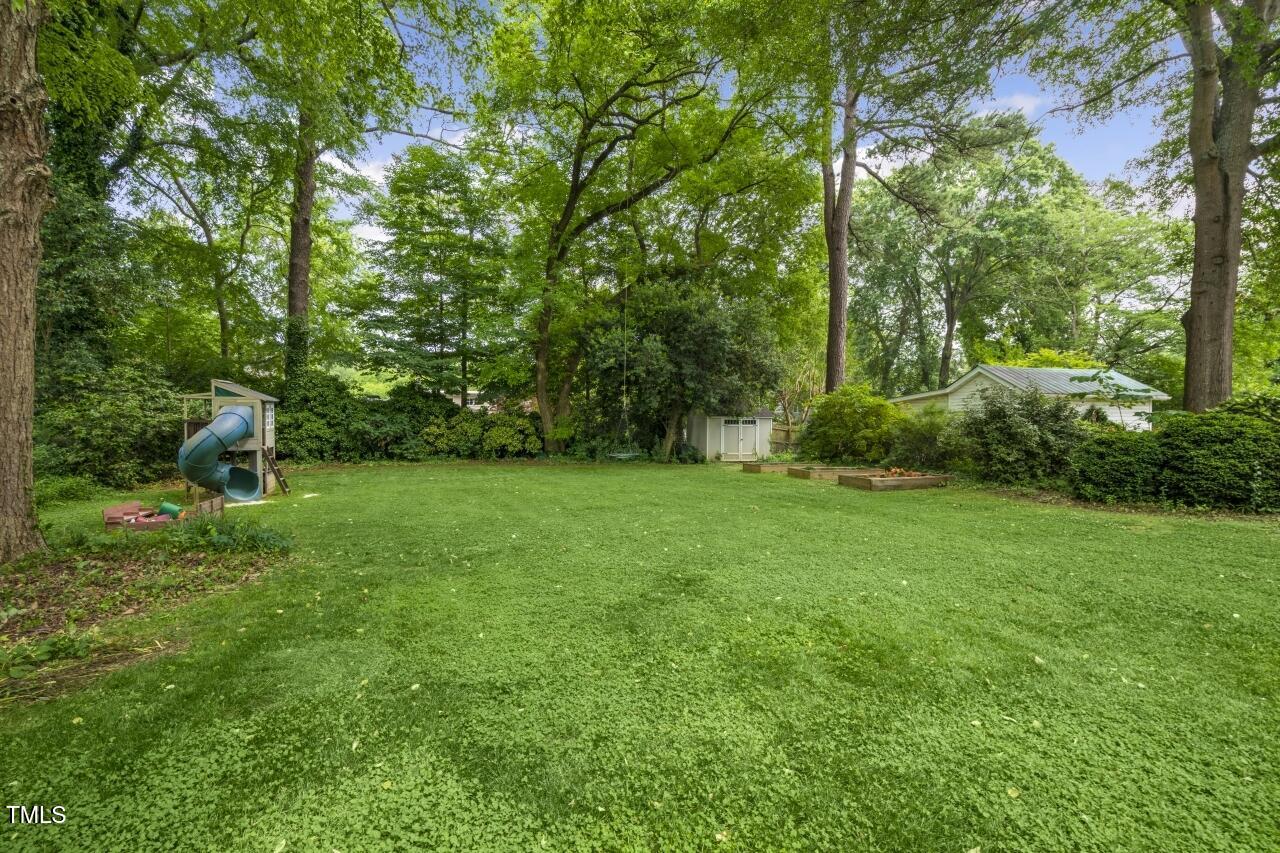 2726 Anderson Drive Raleigh, NC 27608 - Photo 44 of 45 a view of a garden
