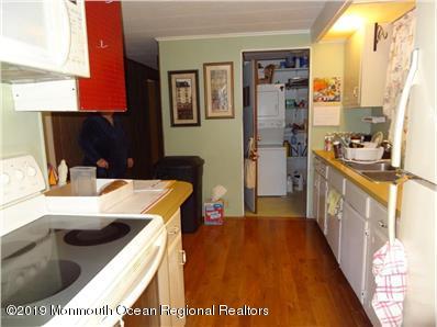 579 Cherin Road Freehold, NJ 07728 - Photo 5 of 16 21718424-5