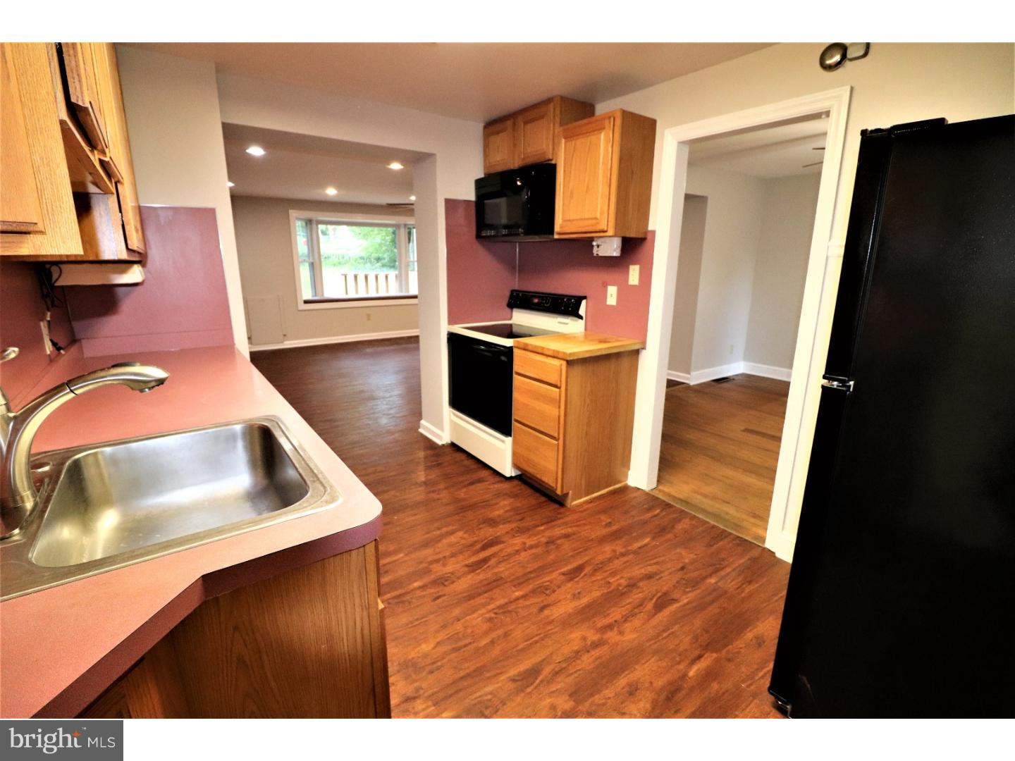 144 Orchard Road Springfield, PA 19064 - Photo 13 of 25 Kitchen