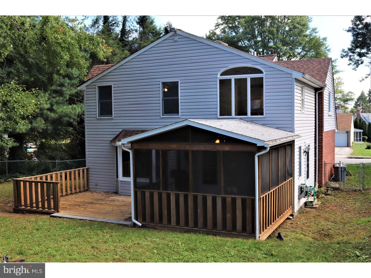 144 Orchard Road Springfield, PA 19064 - Photo 3 of 25 Exterior Back