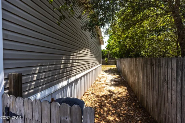 $2,200 | 20507 Spires Street, Panama City Beach, FL 32413