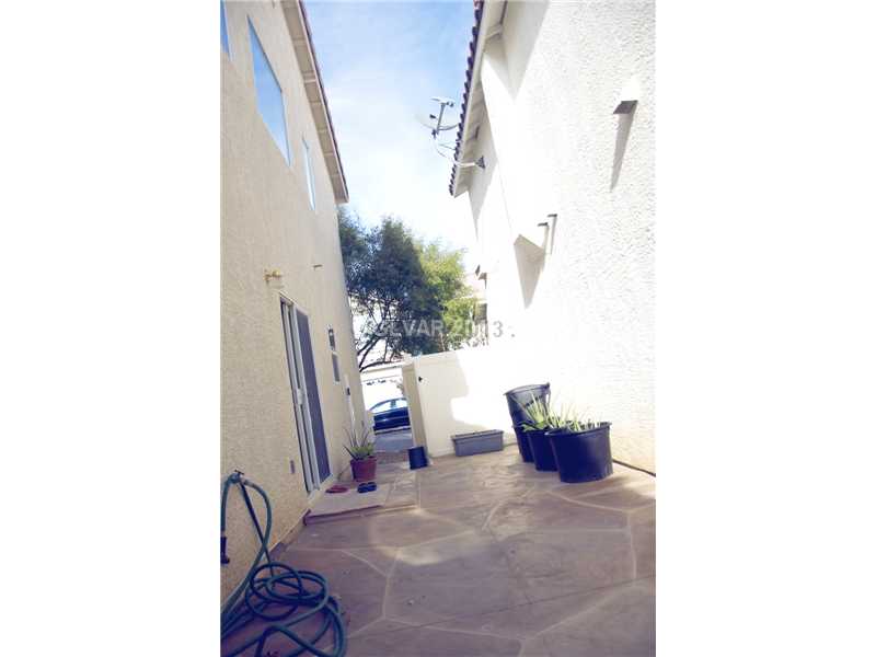 7221 Bindweed Road Las Vegas, NV 89113 - Photo 23 of 24 Yard/Garden.