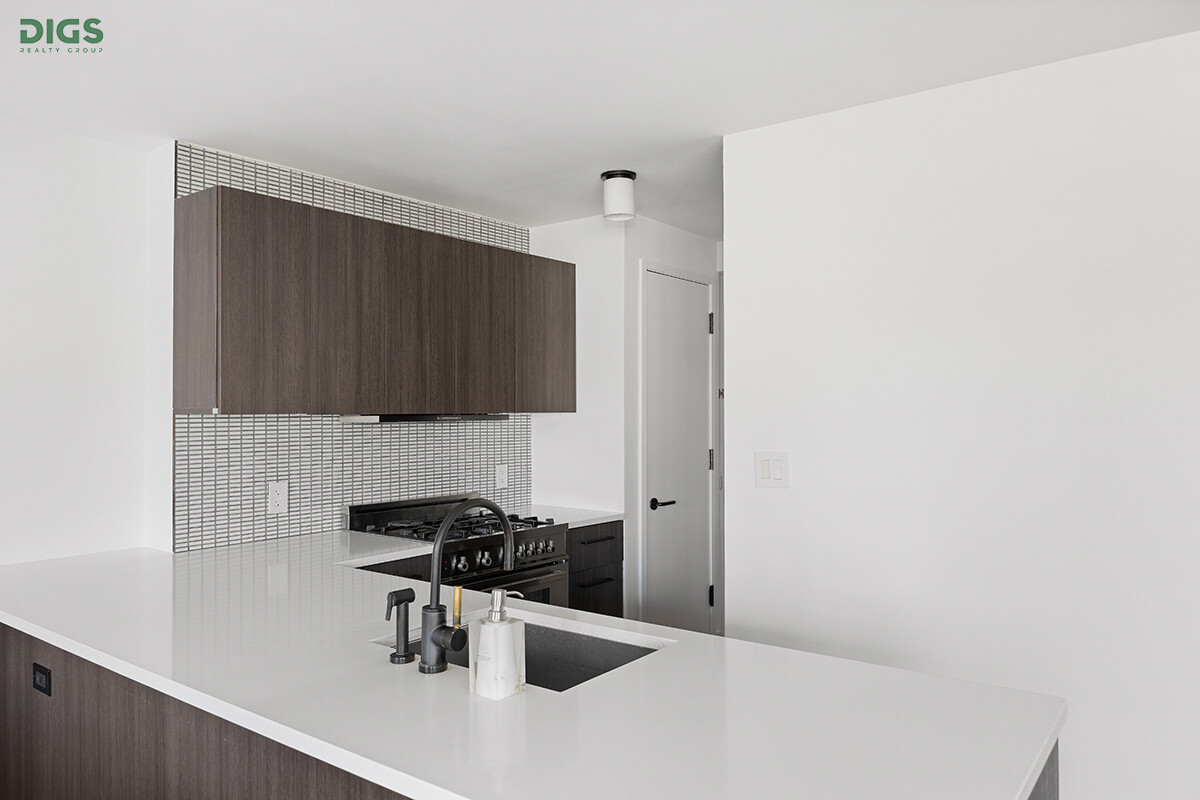 175 West 95th Street, Unit 7F Manhattan, NY 10025 - Photo 4 of 10