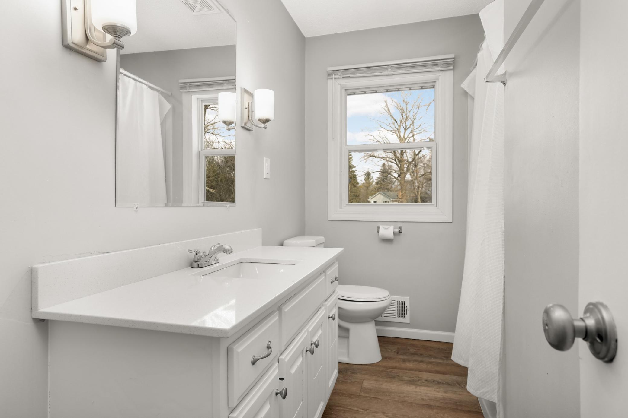 647 Mill Street Excelsior, MN 55331 - Photo 19 of 39