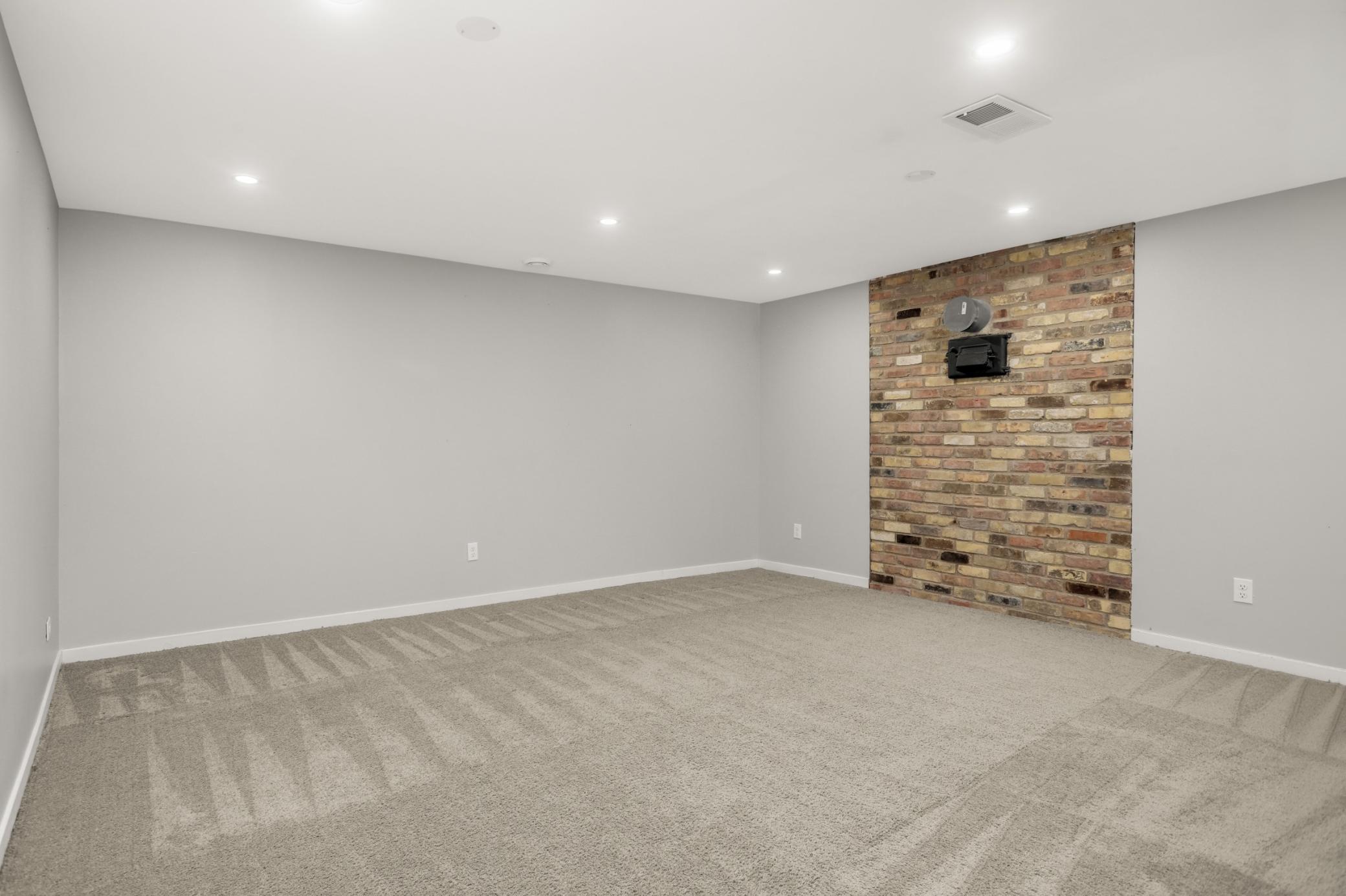 647 Mill Street Excelsior, MN 55331 - Photo 22 of 39