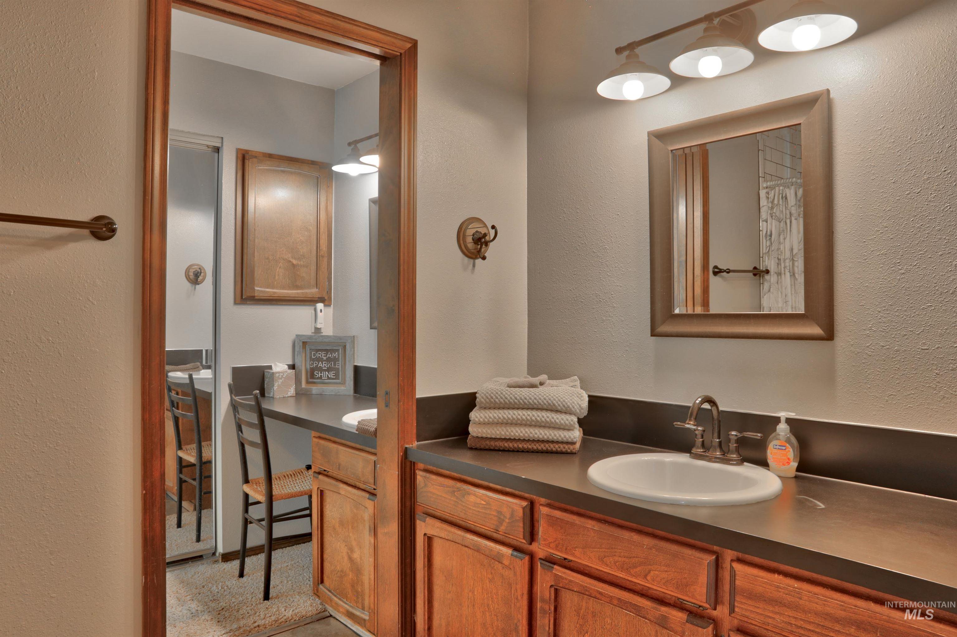 27035 Snake River Road Huntington, OR 97907 - Photo 12 of 50