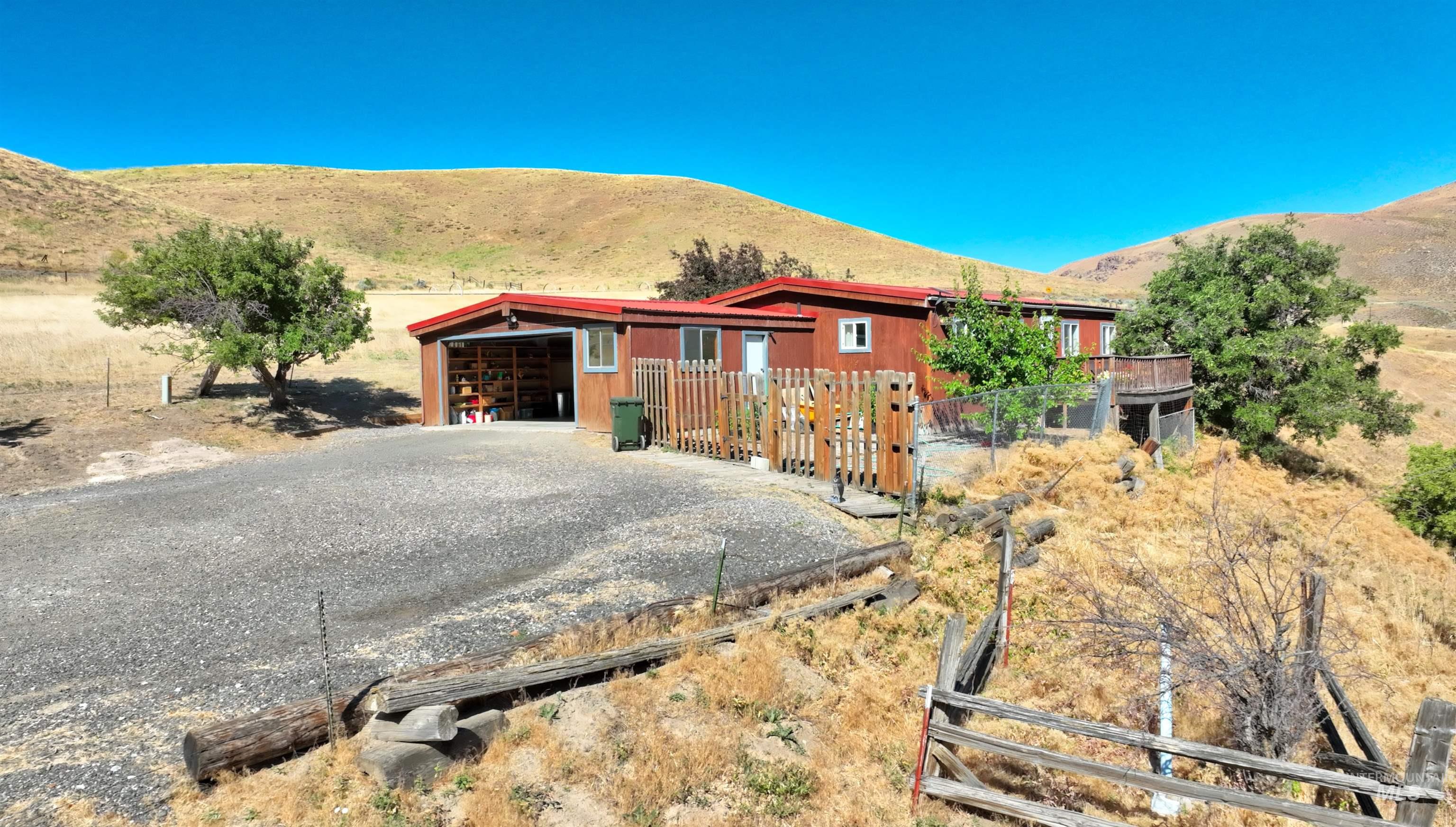 27035 Snake River Road Huntington, OR 97907 - Photo 33 of 50