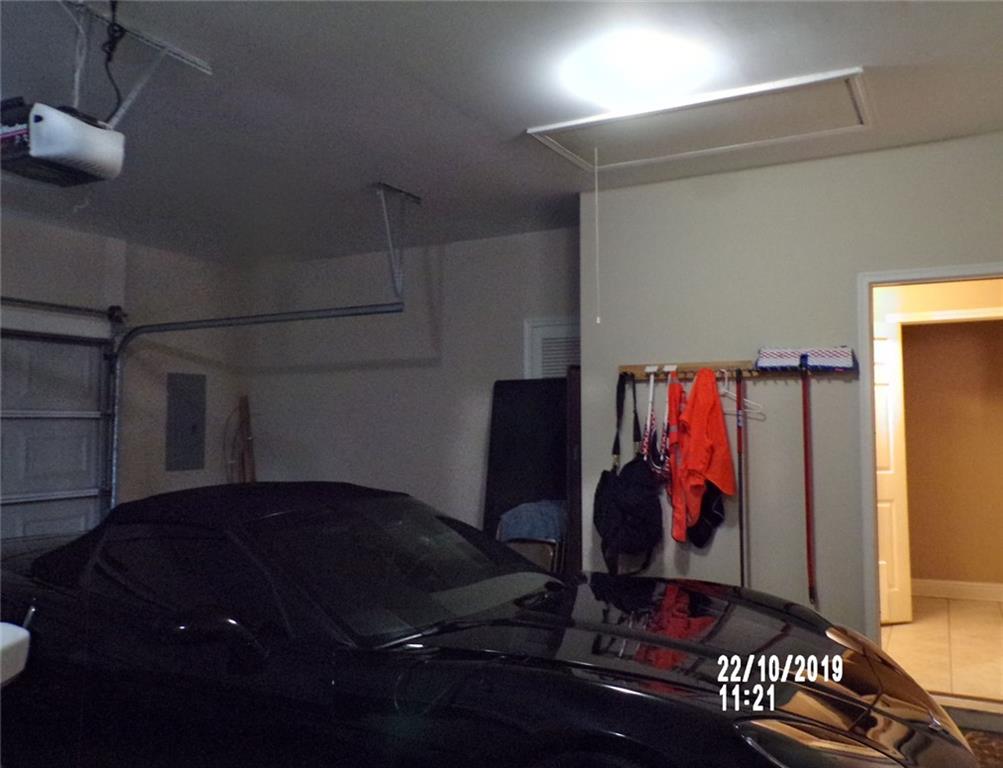 1035 Upchurch Road McDonough, GA 30252 - Photo 38 of 48 a living room with furniture