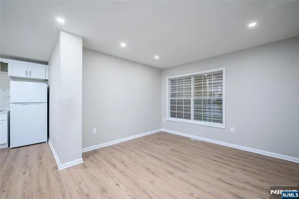 $2,100 | 114 Watson Avenue, Unit 1, Newark, NJ 07112