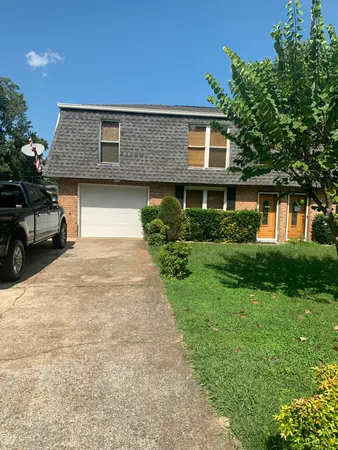 $1,800 | 215 Baxter Street, Chattanooga, TN 37415