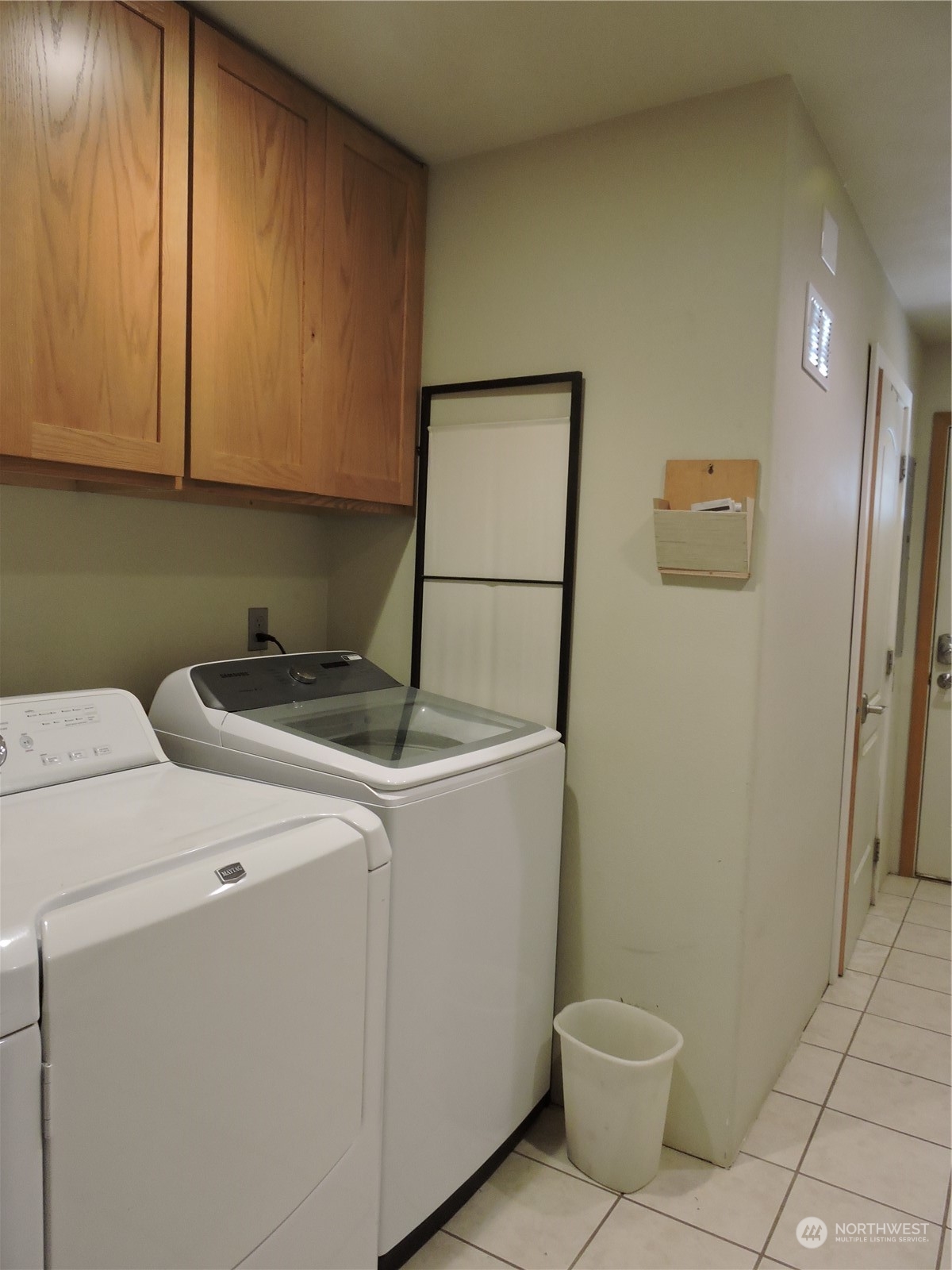 1402 Adams Road North Quincy, WA 98848 - Photo 21 of 39 a utility room with dryer and washer