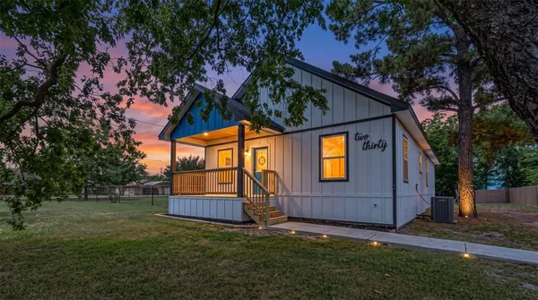 $315,000 | 230 Rains County Road 1530, East Tawakoni, TX 75472