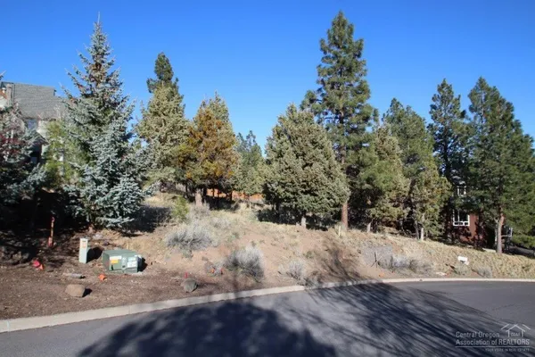 $425,000 | 2318 Northwest Eastes Street, Bend, OR 97703